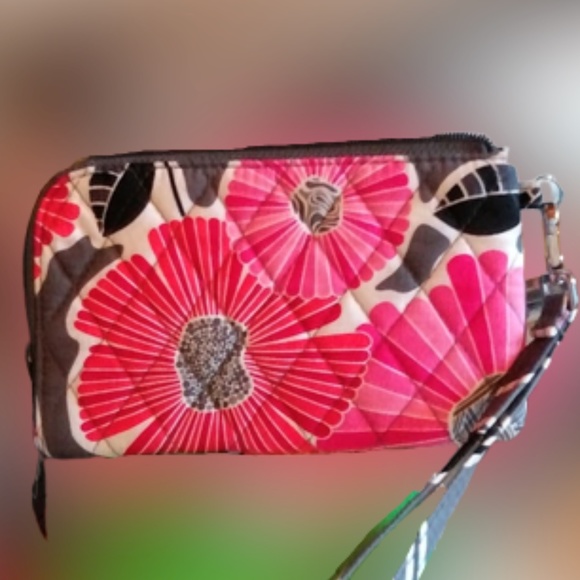 Vera Bradley Pink/Gray Clutch NWOT 🎉2X Host Pick🎉 - Picture 10 of 10